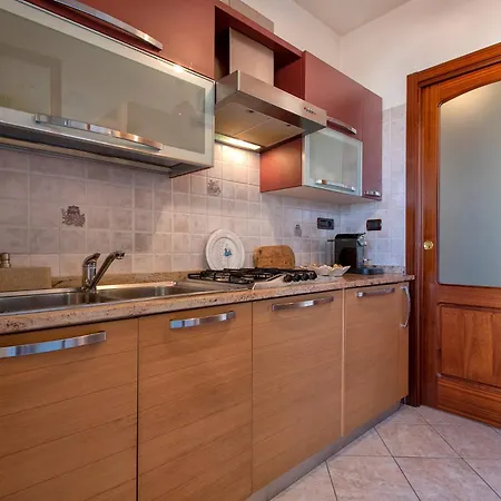 Guesthost - Sea View With Balcony! * Alghero